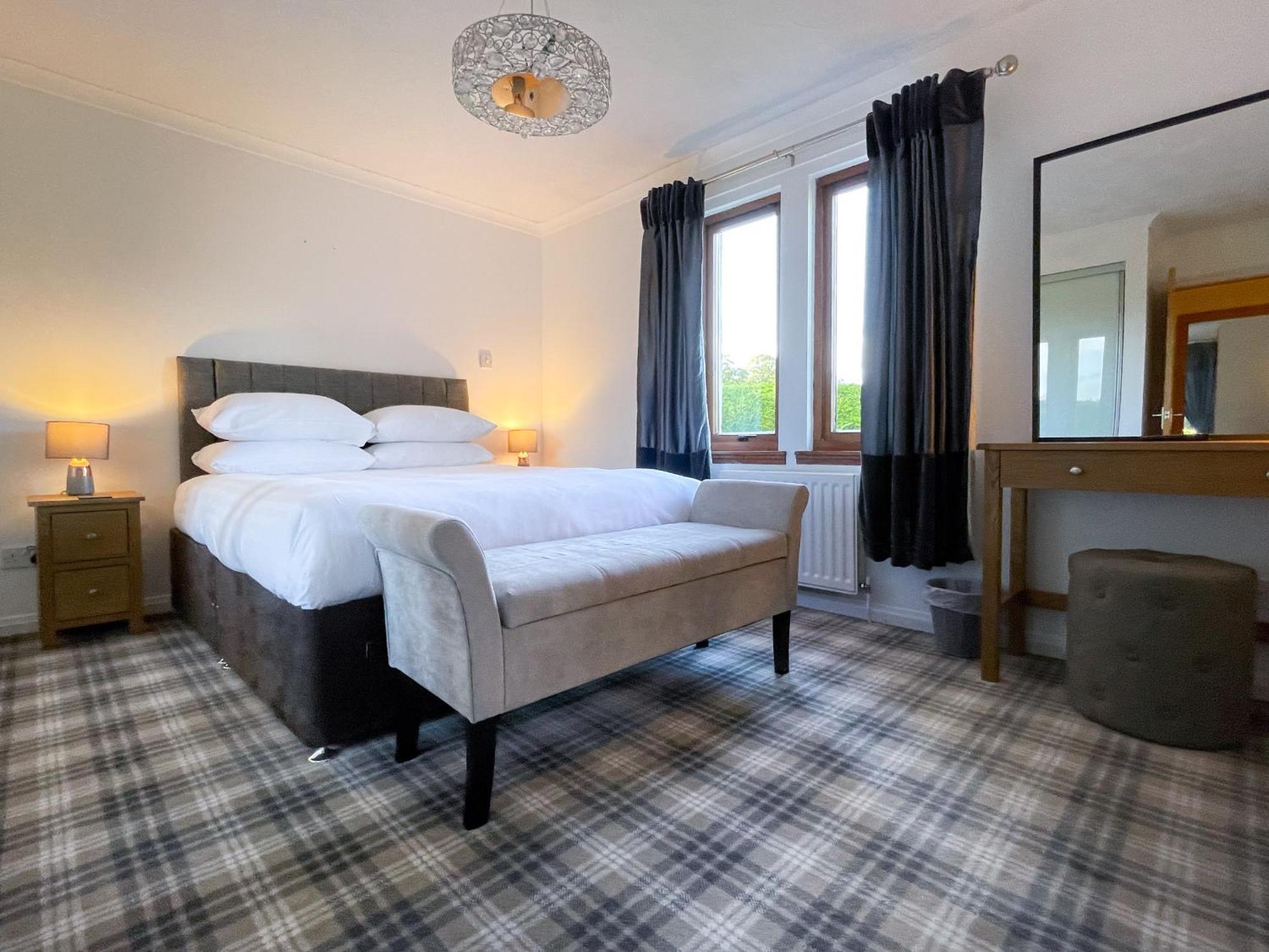 Loch Lomond Luxury Lodges Драймен Экстерьер фото